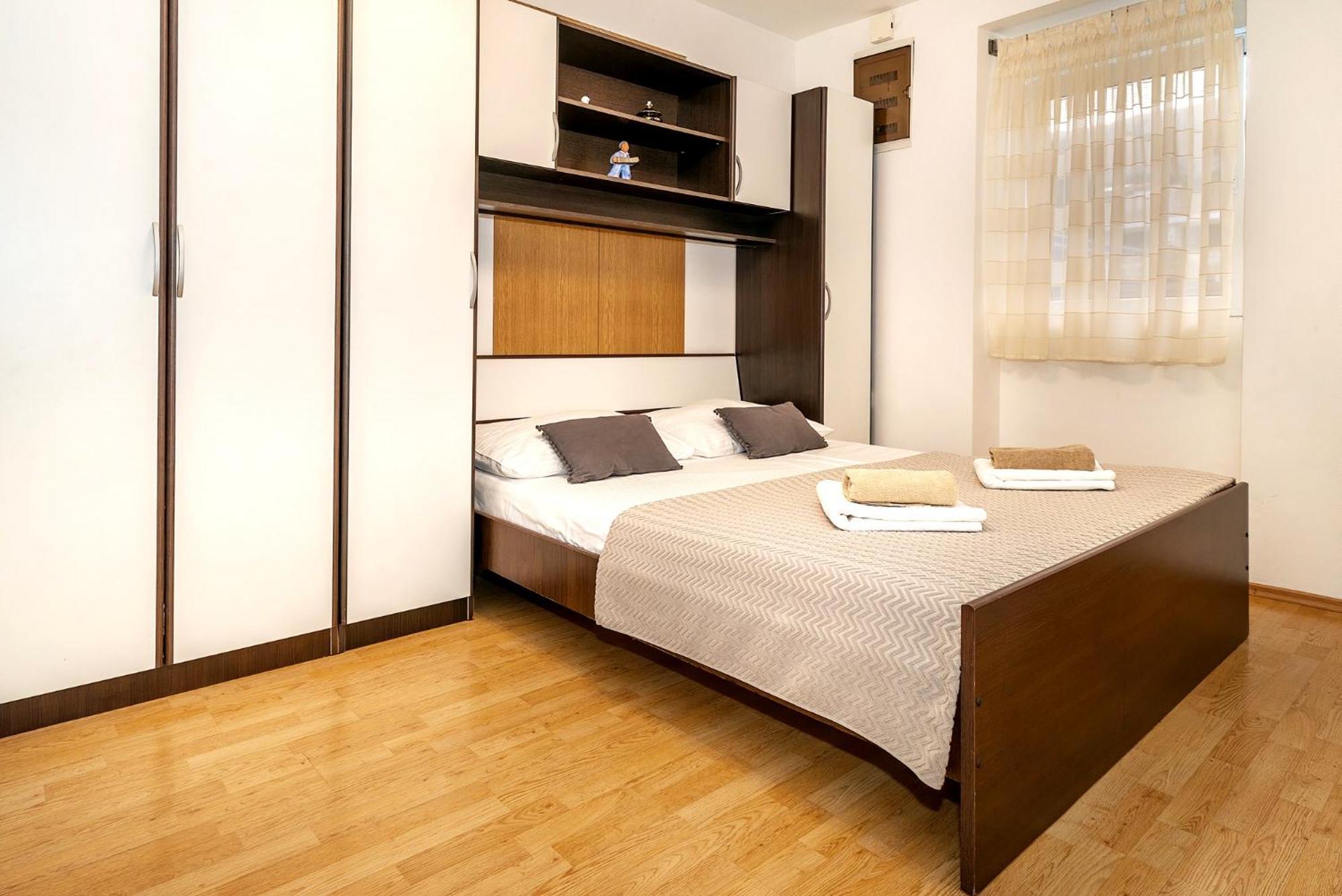 Apartments Nada & Ivan With Terrace Baska  Ngoại thất bức ảnh